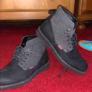 Men’s Levi boots size 8